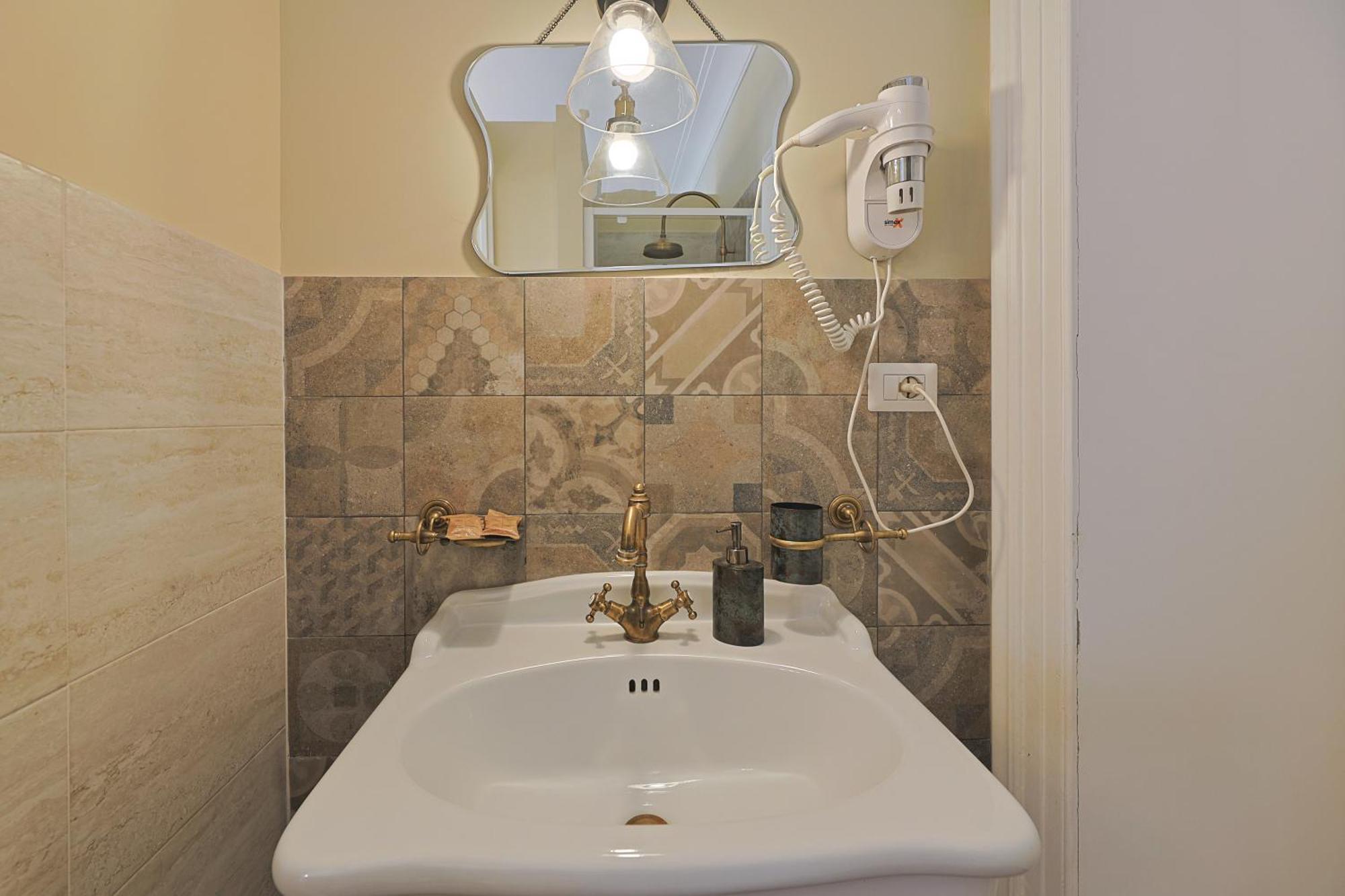 Art House Relais56 Luxury Rooms Nuova Gestione Рим Экстерьер фото